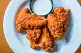 Mild Buffalo Wings Salerno's Express the PIAZZA Entertainment