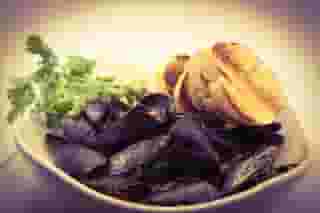 Red Curry Mussels