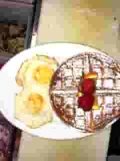 TWO EGGS & WAFFLE
