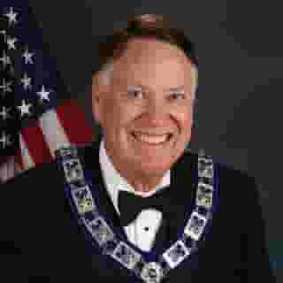Bill Capps (Spouse: Mary)