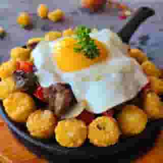 egg and tater tots