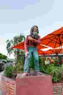 Statue of Laguna Beach's Greeter (Sarah King)