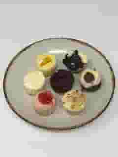 Assorted Mini Cheesecake Combo