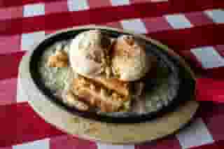 Apple with Brandy Sauce