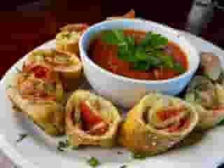 PIZZA ROLLUP