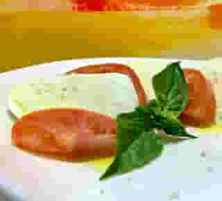Pomodoro e Mozzarella (BAR MENU)