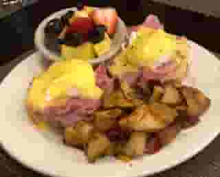 Classic Eggs Benedict