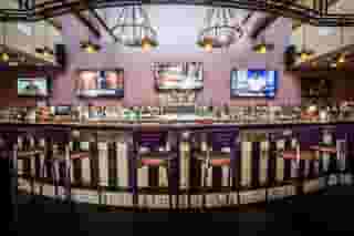 blades bar