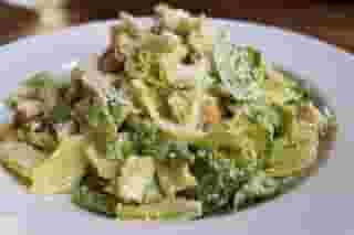 CLASSIC CAESAR SALAD