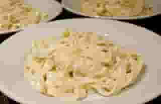 Fettuccine Alfredo