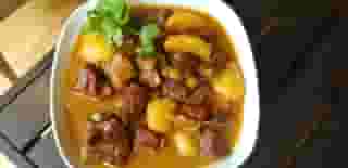 Braised ribs with potatoes 排骨烧土豆👨👩👦
