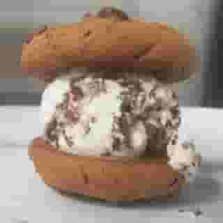 ice cream sandwich