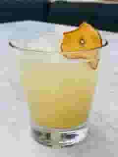 Split "Pear"sonality