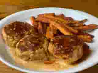 CRAB CAKES
