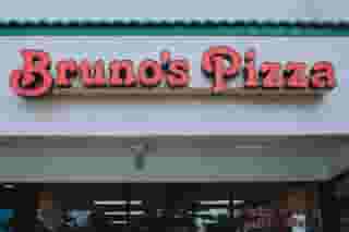 brunos pizza exterior