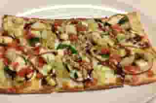 Farm House Veggie Flatbread