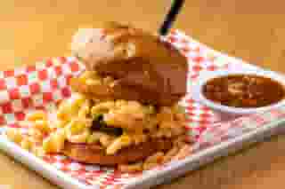 Smokey Cow Mac-N-Cheese Burger