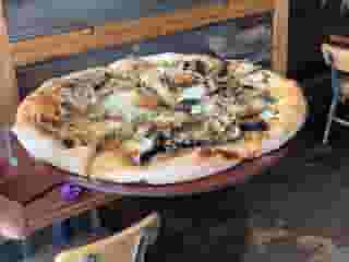 wild mushroom pizza
