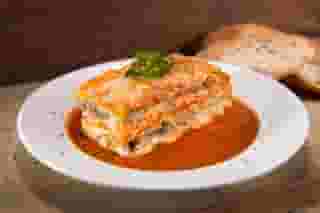 urth lasagna