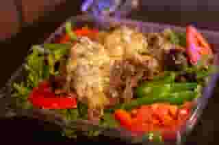 cheesesteak salad