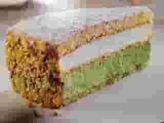 Ricotta & Pistachio Cake