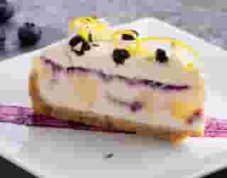 Blueberry Cobbler Cheesecake