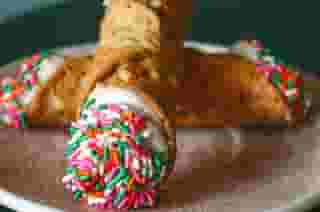 3 Mini Cannoli