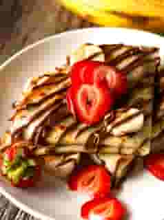 Nutella & Strawberry Crepe