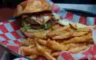 STEAKHOUSE BURGER*