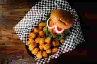 Connect Four Connecticut Cheeseburger