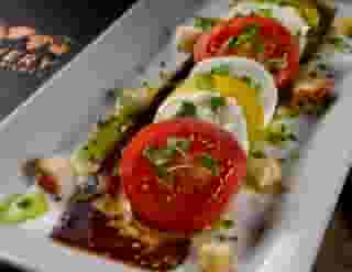 Heirloom Tomato & Burrata Salad