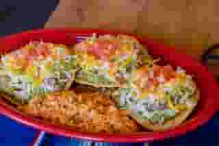 guac tostadas