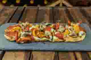 FLAT BREAD PIZZA