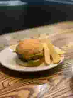 Kids' Cheeseburger