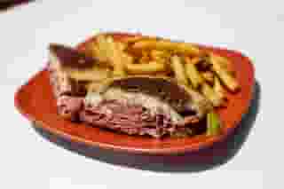 sandwhich and fries