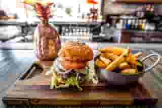COCONUT CLUB BURGER