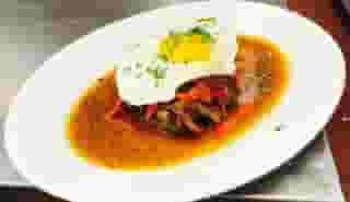 Bistec A' Caballo*