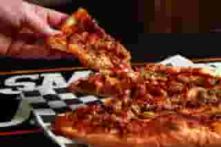 smoked meats pizza