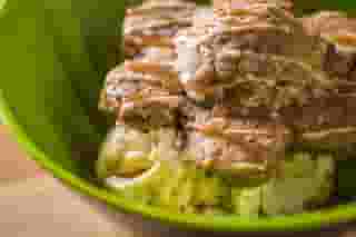 Juli's Famous Apple-Filled Chai Cookie a la Mode