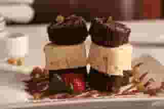GINGERBREAD ICE CREAM SANDWICH