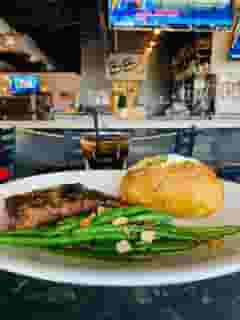 8oz Cab Sirloin Steak*