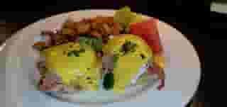 Traditional Eggs Benedict