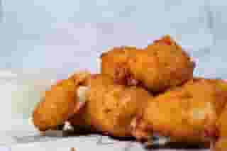 fried mozzarella sticks