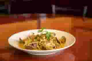 Linguine with white clam sauce