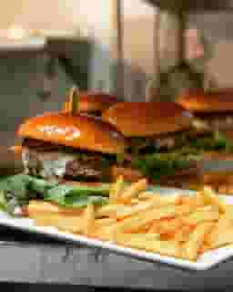 *Montreal Burger