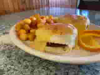 Crab Cakes Eggs Bendict