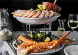 High Tide Seafood Bar & Grill Seafood Restaurant in Gilbert, AZ