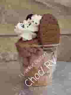 Chocolate Ice Cream Red Velvet Macarons Double