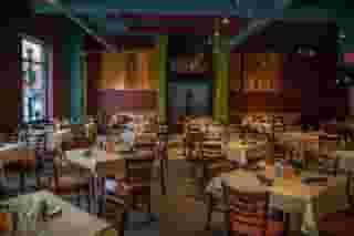 MAIN DINING 3