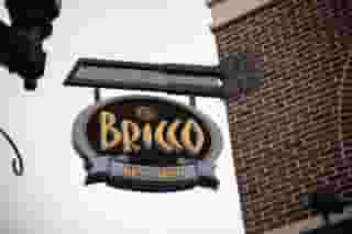 BRICCO SIGN 2